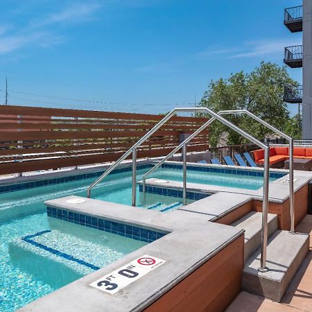 Апартаменти Large Downtown 2Br -Hot Tub-Downtown! Де-Мойн Екстер'єр фото