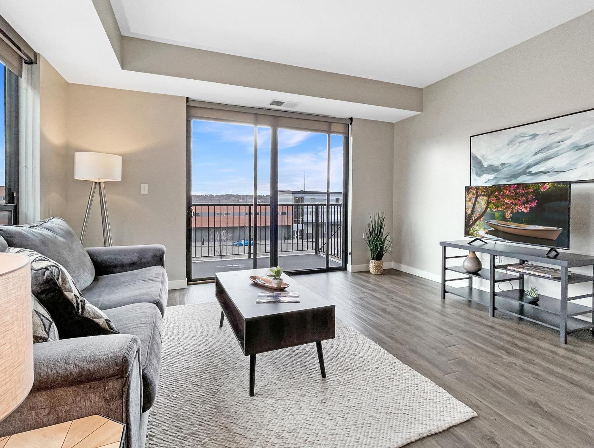 Апартаменти Large Downtown 2Br -Hot Tub-Downtown! Де-Мойн Екстер'єр фото